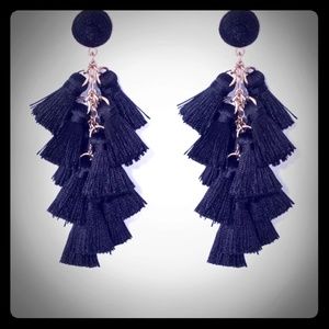 Black dangling earrings
